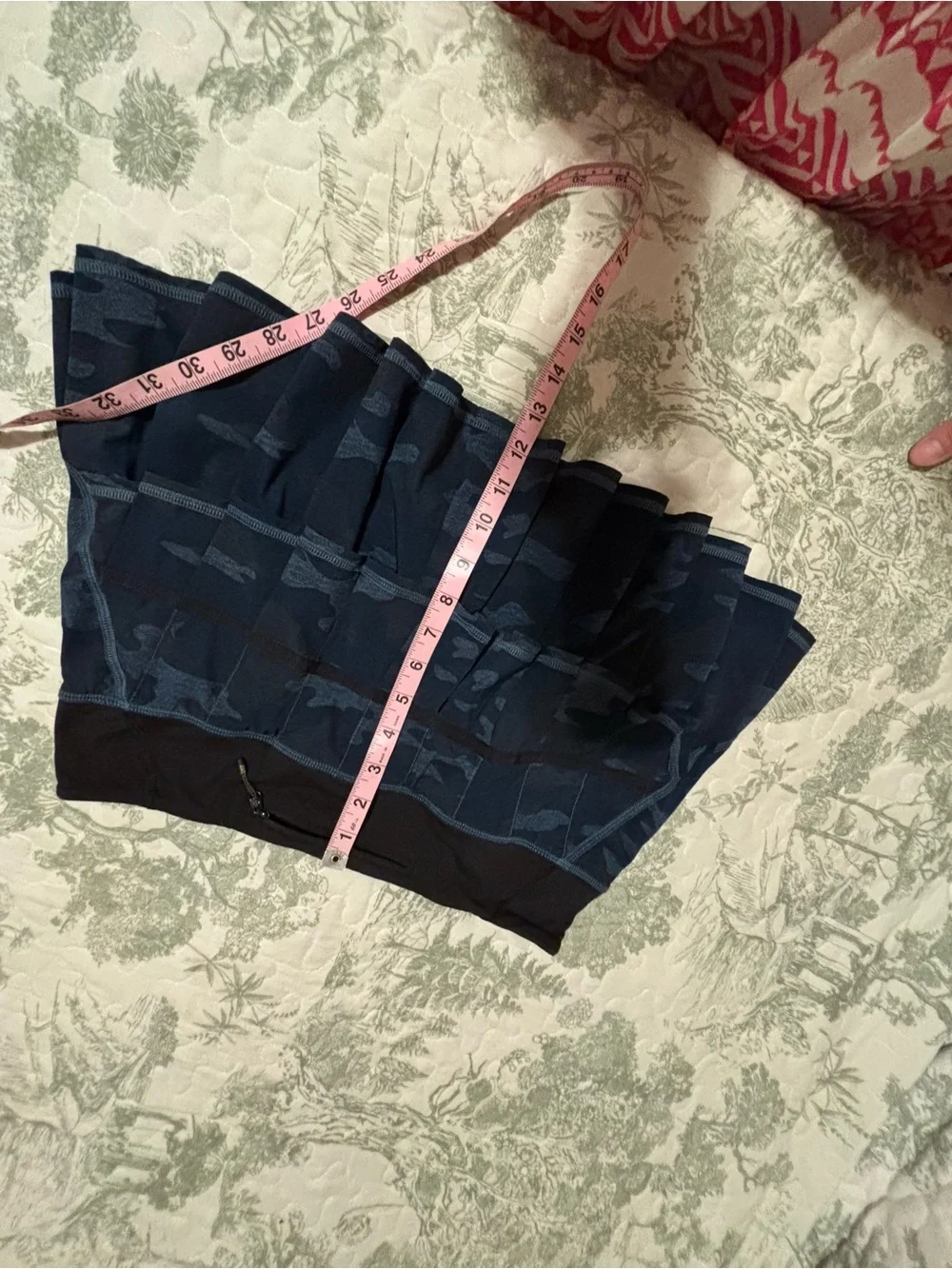 VINTAGE Lululemon sz 6 Pace Setter Heathered Texture Lotus Oil Slick Blue camo.